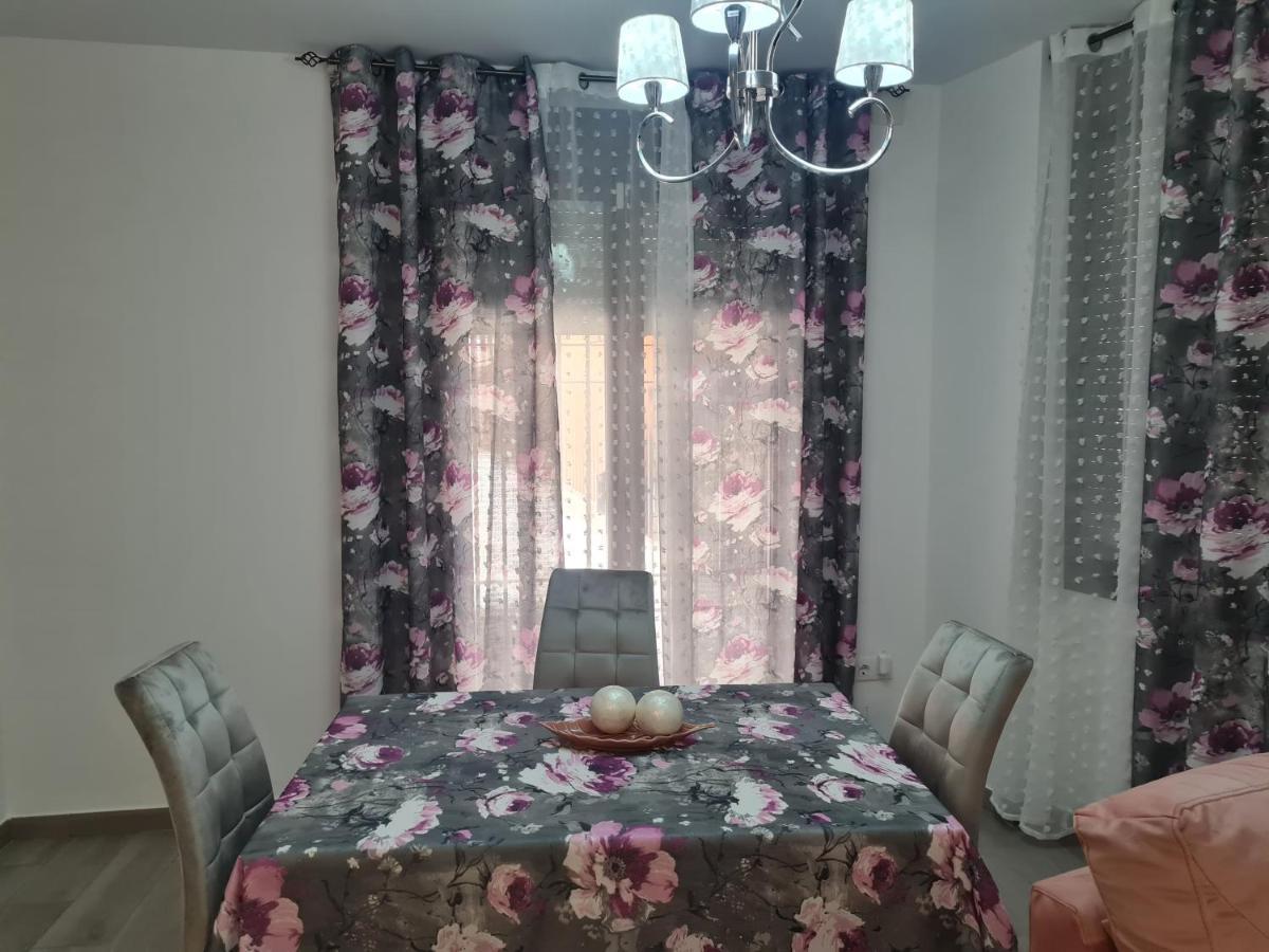 Apartamento El Capricho De Olga Almodóvar del Río Exterior foto